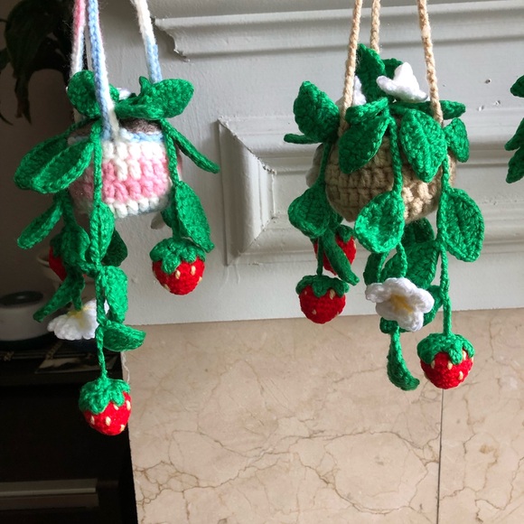 Crochet Hanging Mini Plants ( NOT made in China ❗️) - Picture 2 of 7